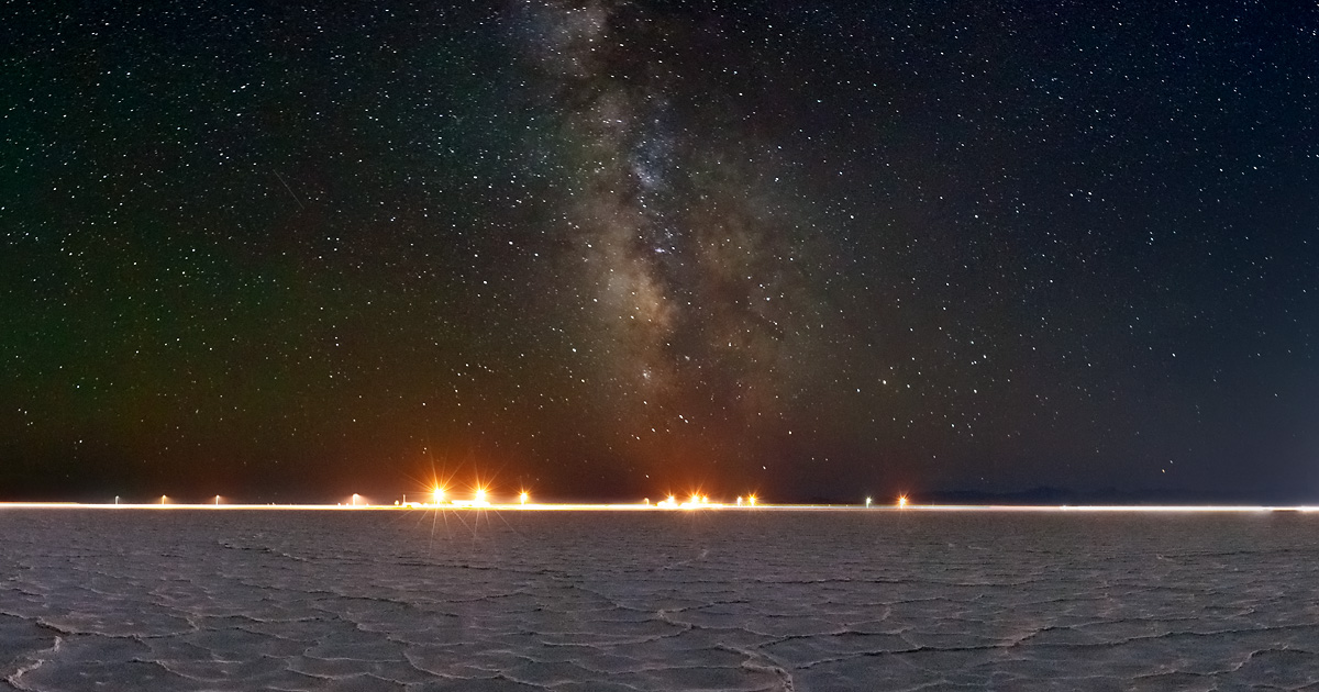 The night sky in 360 degrees, above the Bonneville Salt Flats